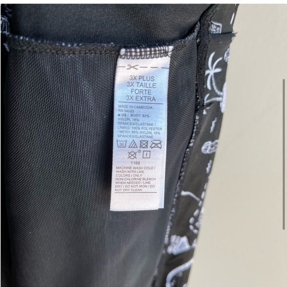 3X Swim Skirt with Hawaiian and Beach Scene Print - Picture 4 of 5